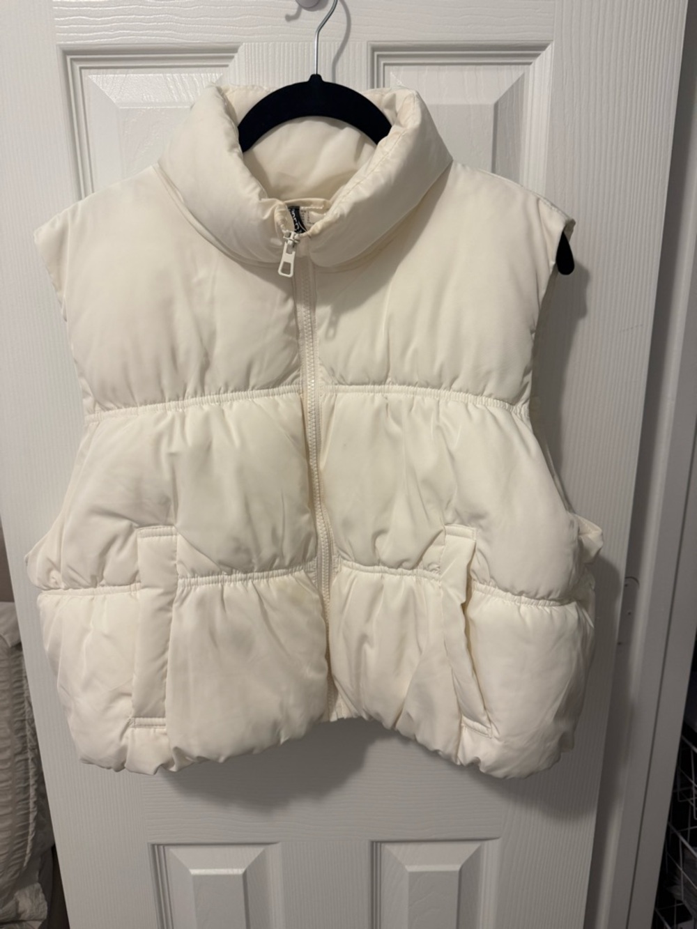 H&M Cream White Puffer Vest